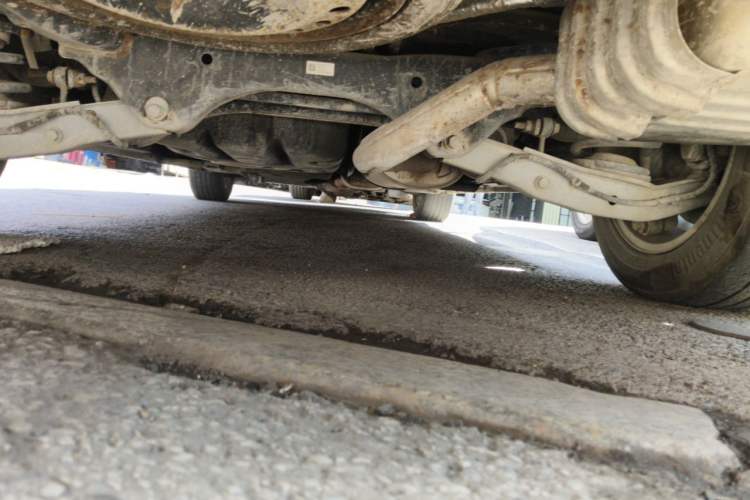 Used Buick GL8 2017 ES 28T Comfort Model China V Standard Chassis Rear