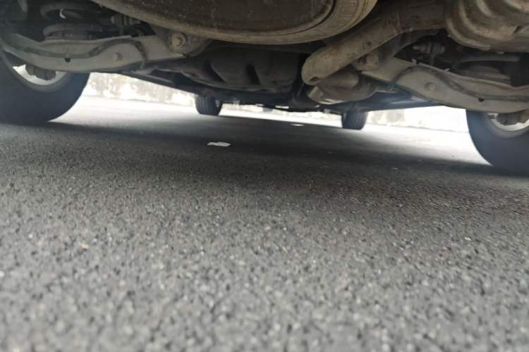 Used Buick GL8 2017 ES 28T Comfort Model China V Standard Chassis Rear
