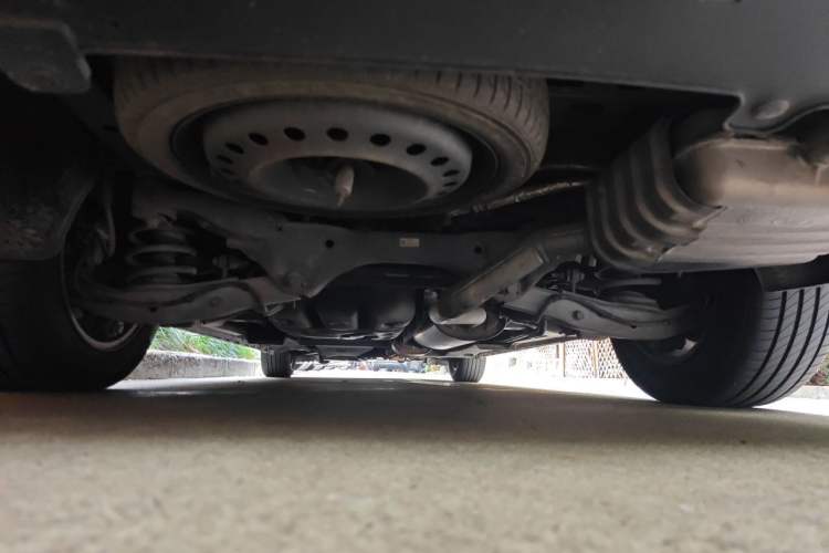 Used Buick GL8 2017 ES 28T Comfort Model China V Standard Chassis Rear