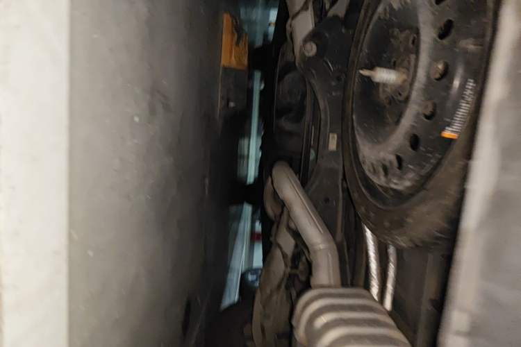Used Buick GL8 2017 ES 28T Flagship Model China V Standard Chassis Rear