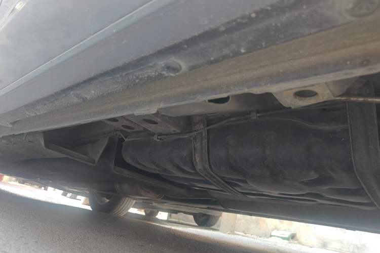 Used Buick GL8 2017 ES 28T Premium Version China V Standard Chassis Rear Left