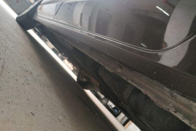 Used Buick GL8 2017 ES 28T Premium Version China V Standard Chassis Rear Left