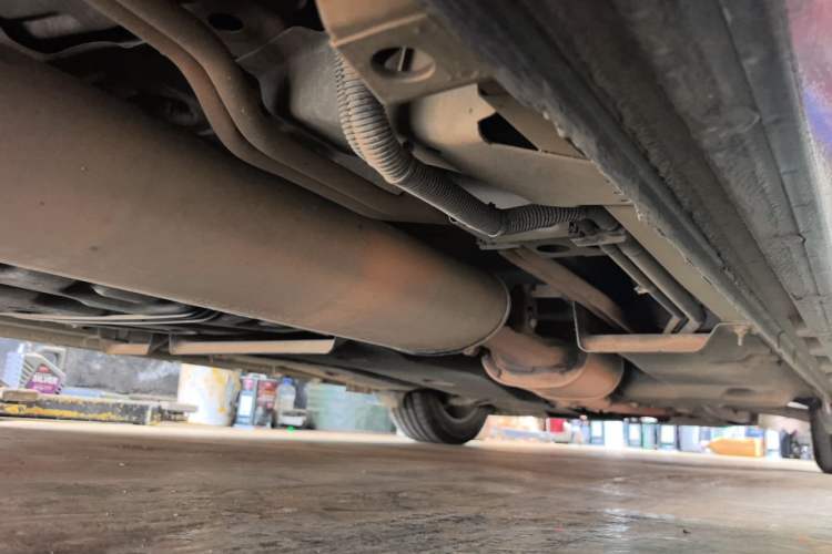 Used Buick GL8 2017 ES 28T Luxury Model China V Standard Chassis Rear Right
