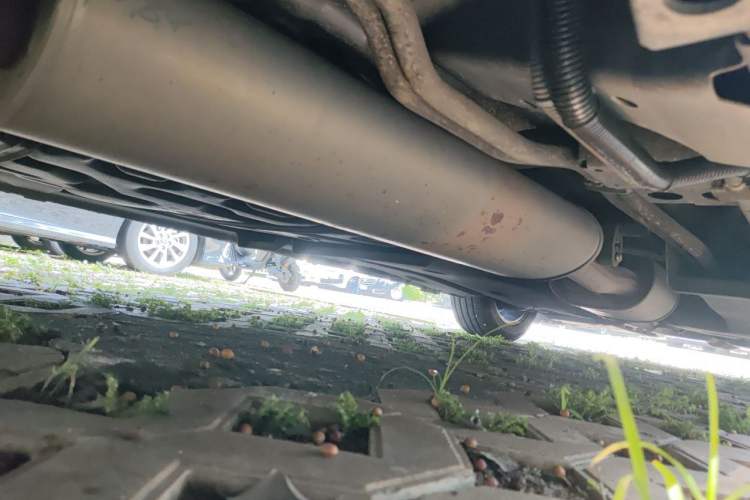 Used Buick GL8 2017 ES 28T Flagship Model China V Standard Chassis Rear Right