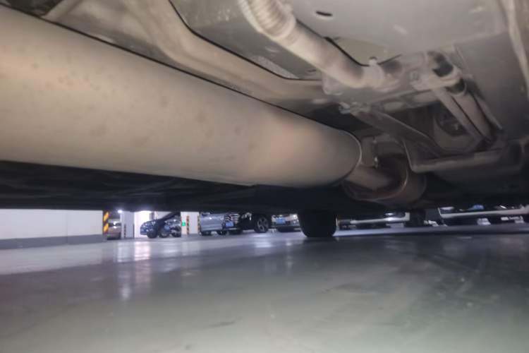 Used Buick GL8 2017 ES 28T Flagship Model China V Standard Chassis Rear Right