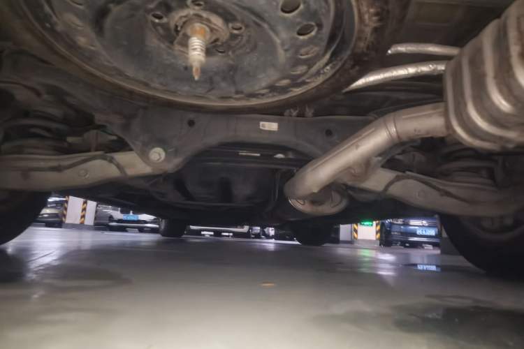 Used Buick GL8 2017 ES 28T Flagship Model China V Standard Chassis Rear