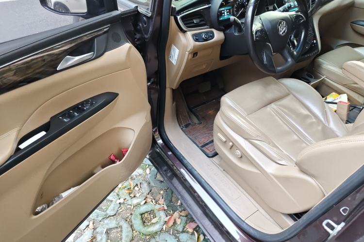 Used Buick GL8 2017 ES 28T Luxury Model China V Standard Driver Seat