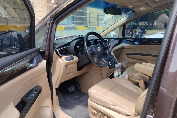 Used Buick GL8 2017 ES 28T Premium Version China V Standard Driver Seat