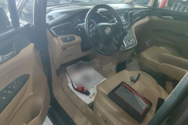 Used Buick GL8 2017 ES 28T Premium Version China V Standard Driver Seat