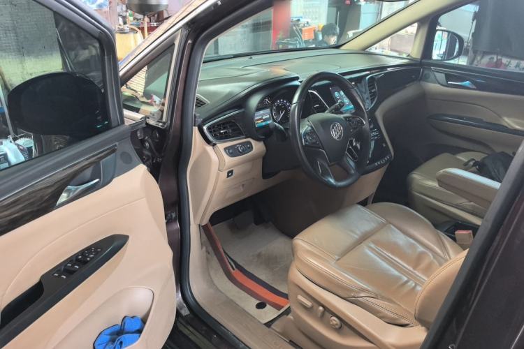 Used Buick GL8 2017 ES 28T Luxury Model China V Standard Driver Seat