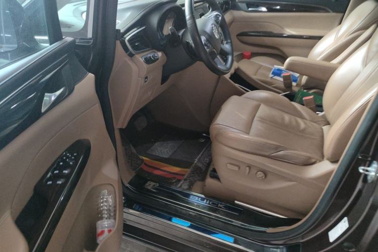 Used Buick GL8 2017 ES 28T Premium Version China V Standard Driver Seat