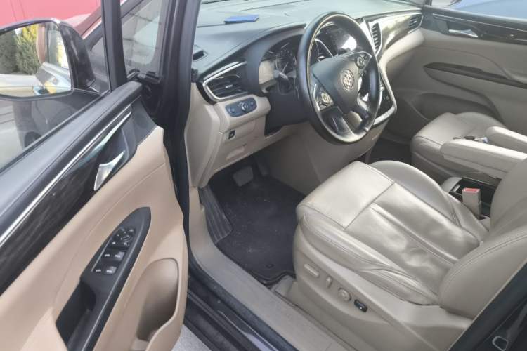 Used Buick GL8 2017 ES 28T Luxury Model China V Standard Driver Seat