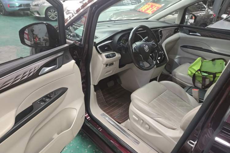 Used Buick GL8 2017 28T Avenir Avia National Emission Standard V Driver Seat