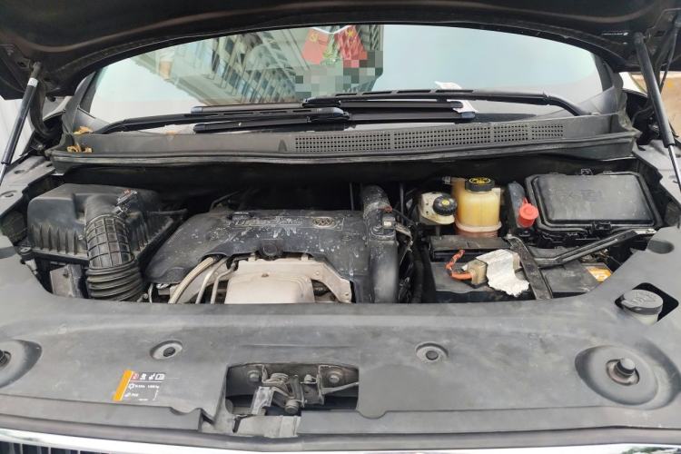 Used Buick GL8 2017 ES 28T Comfort Model China V Standard Engine Bay