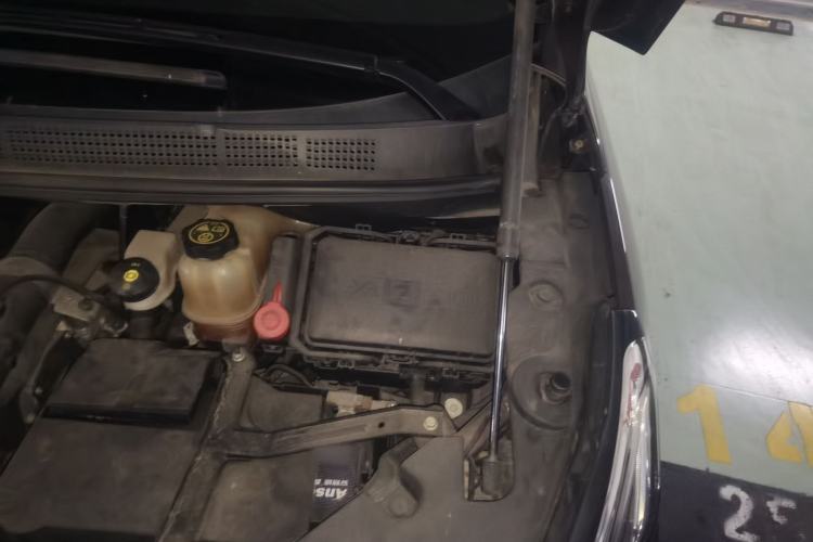 Used Buick GL8 2017 ES 28T Flagship Model China V Standard Engine Bay Left