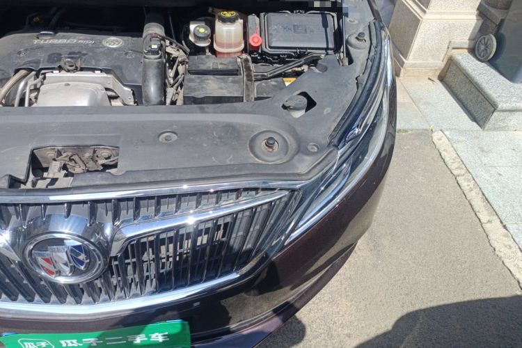 Used Buick GL8 2017 ES 28T Luxury Model China V Standard Engine Bay Left
