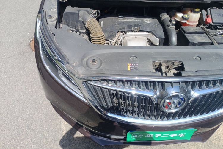 Used Buick GL8 2017 ES 28T Luxury Model China V Standard Engine Bay Right