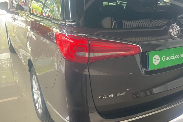 Used Buick GL8 2017 ES 28T Premium Version China V Standard Exterior 14