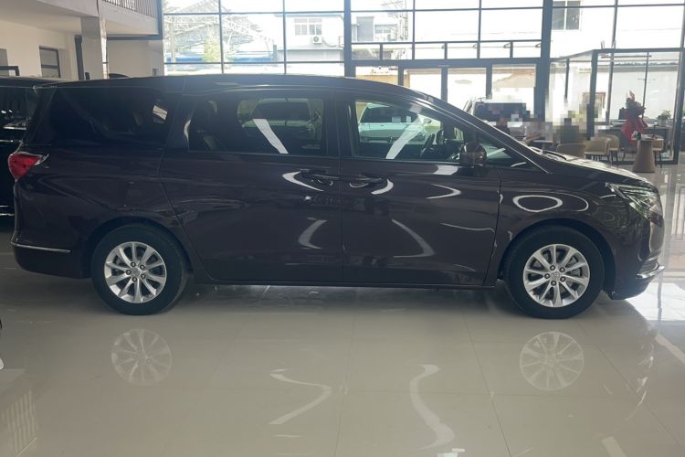 Used Buick GL8 2017 ES 28T Premium Version China V Standard Exterior 3