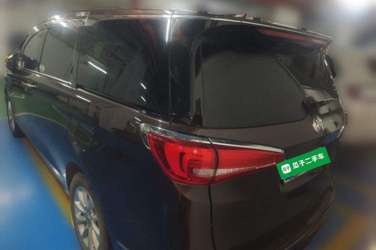 Used Buick GL8 2017 ES 28T Comfort Model China V Standard Exterior 4