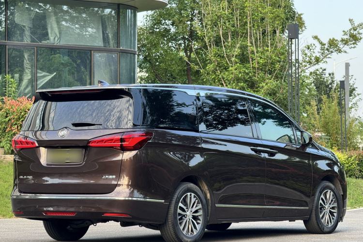 Used Buick GL8 2017 ES 28T Flagship Model China V Standard Exterior 6
