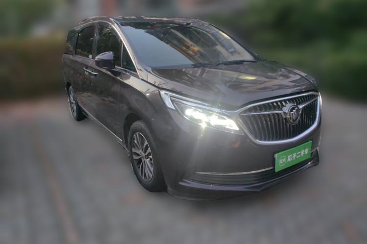 Used Buick GL8 2017 ES 28T Flagship Model China V Standard Front Right 45 Deg