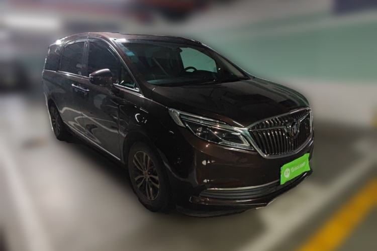 Used Buick GL8 2017 ES 28T Flagship Model China V Standard Front Right 45 Deg