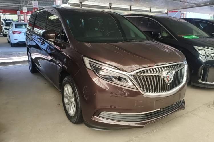 Used Buick GL8 2017 ES 28T Premium Version China V Standard Front Right 45 Deg