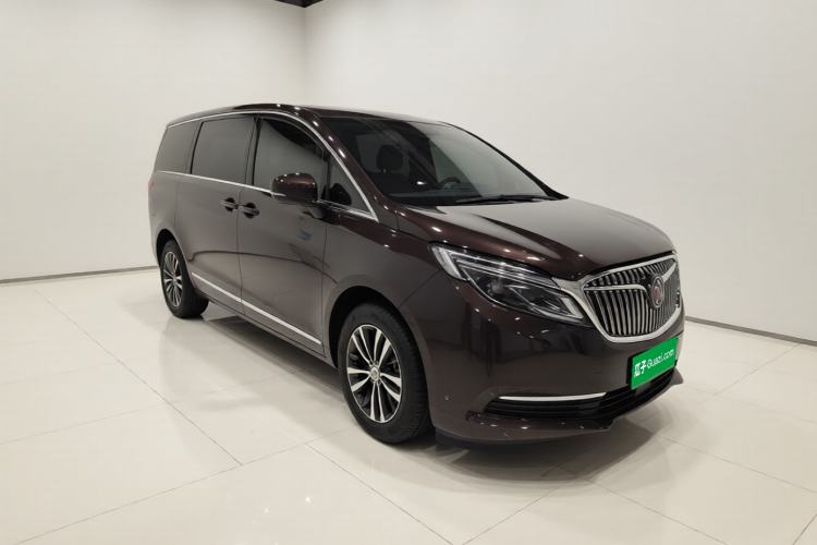 Used Buick GL8 2017 ES 28T Luxury Model China V Standard Front Right 45 Deg