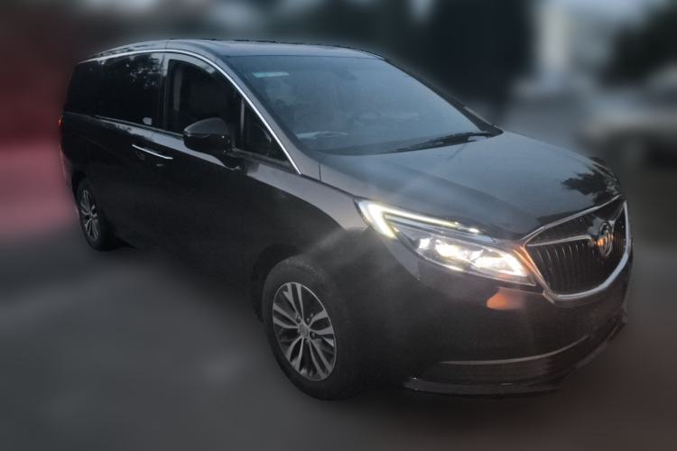 Used Buick GL8 2017 ES 28T Luxury Model China V Standard Front Right 45 Deg