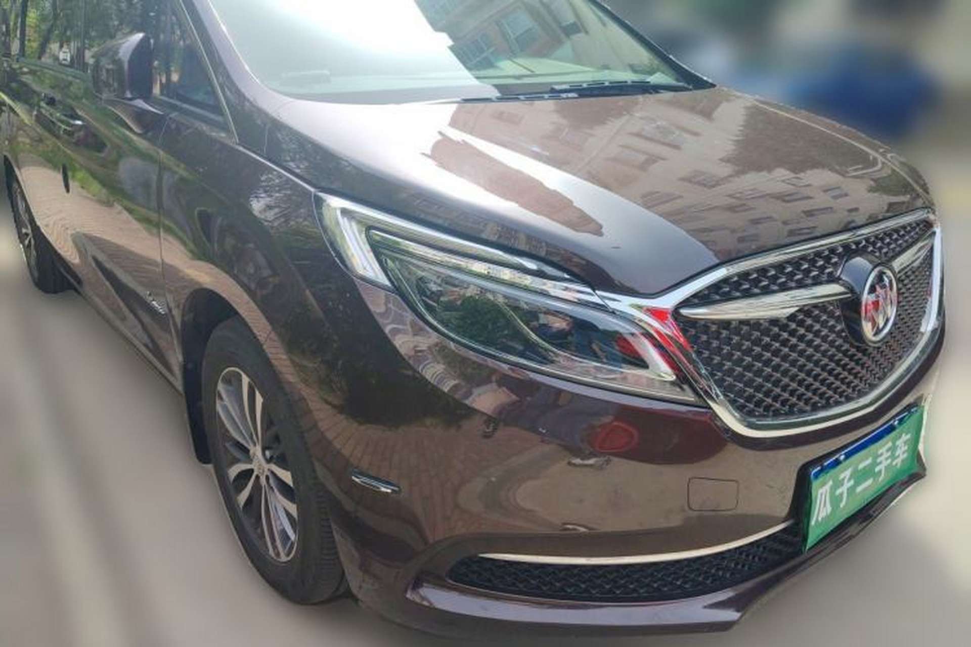 Used Buick GL8 2017 ES 28T Luxury Model China V Standard Front Right 45 Deg