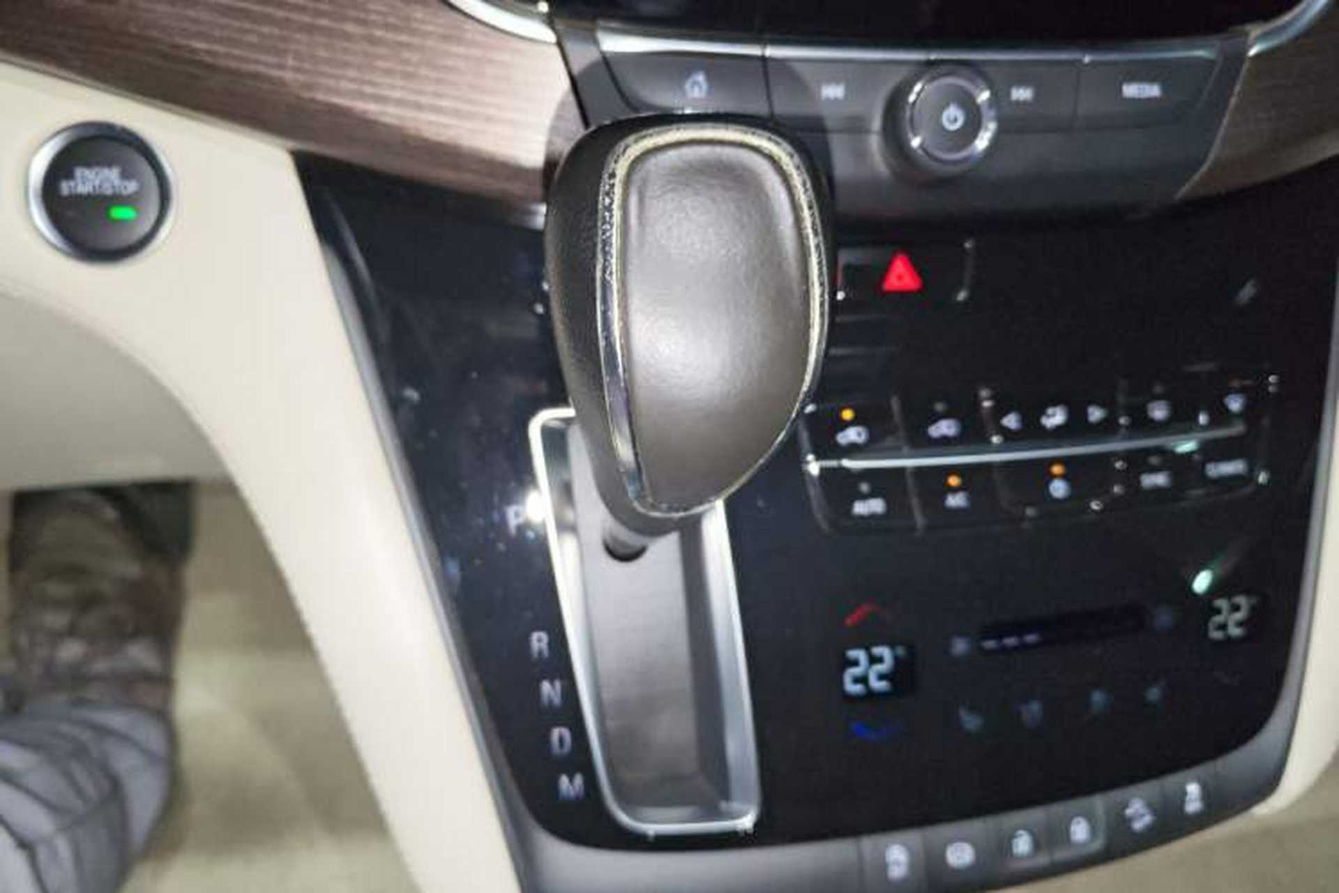 Used Buick GL8 2017 28T Avenir Avia National Emission Standard V Gear Lever