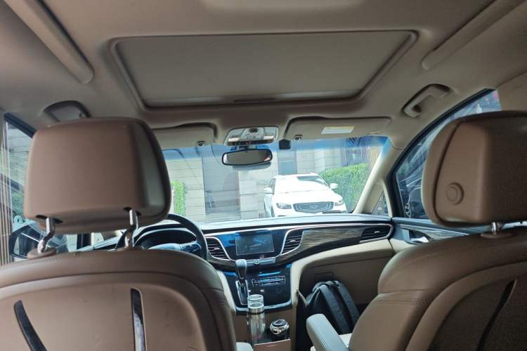 Used Buick GL8 2017 ES 28T Flagship Model China V Standard Headliner