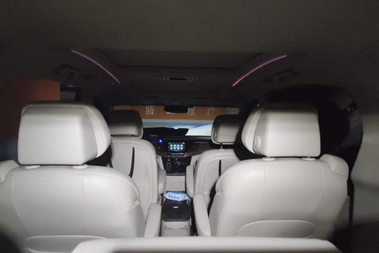 Used Buick GL8 2017 28T Avenir Avia National Emission Standard V Headliner