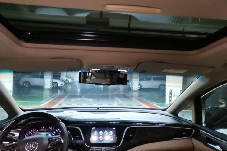 Used Buick GL8 2017 ES 28T Flagship Model China V Standard Headliner