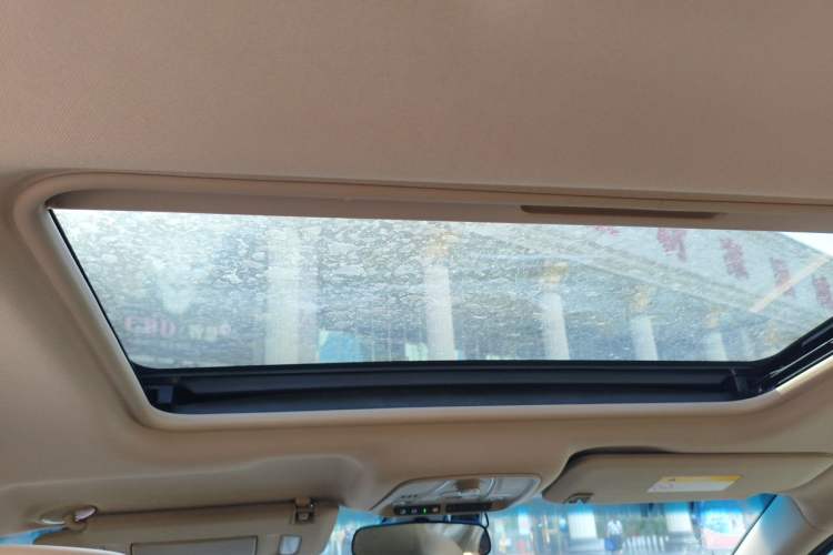 Used Buick GL8 2017 ES 28T Luxury Model China V Standard Headliner