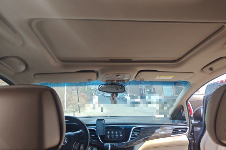 Used Buick GL8 2017 ES 28T Flagship Model China V Standard Headliner
