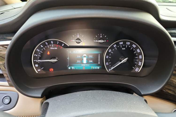 Used Buick GL8 2017 ES 28T Luxury Model China V Standard Instrument Cluster