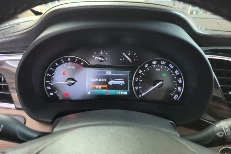 Used Buick GL8 2017 ES 28T Luxury Model China V Standard Instrument Cluster