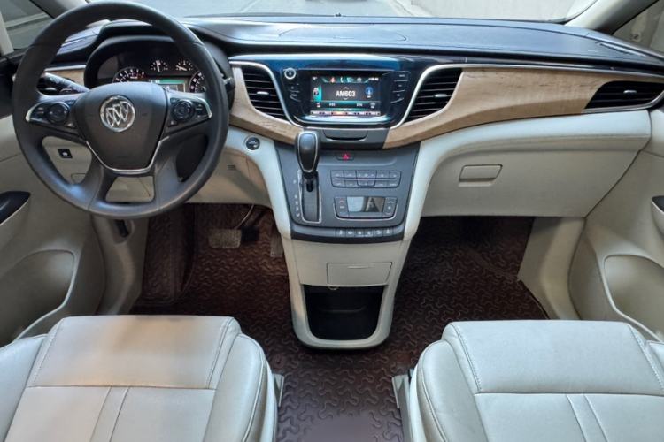 Used Buick GL8 2017 ES 28T Comfort Model China V Standard Interior 1