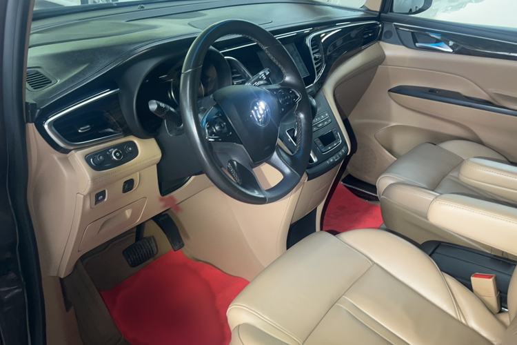 Used Buick GL8 2017 ES 28T Premium Version China V Standard Interior 2