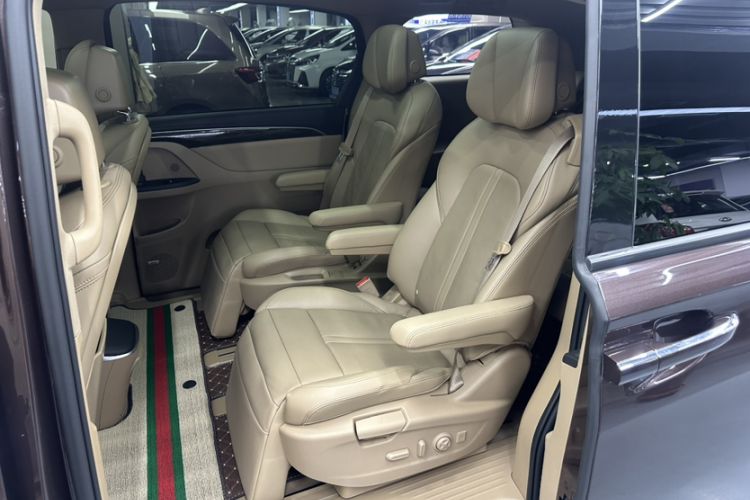 Used Buick GL8 2017 ES 28T Flagship Model China V Standard Interior 2