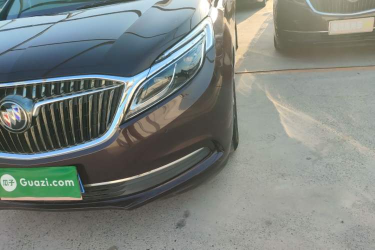 Used Buick GL8 2017 ES 28T Flagship Model China V Standard Left Front Headlight