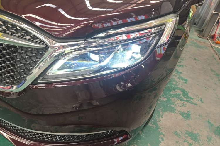 Used Buick GL8 2017 28T Avenir Avia National Emission Standard V Left Front Headlight