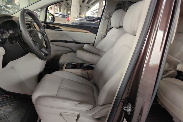 Used Buick GL8 2017 ES 28T Comfort Model China V Standard Left Front Seat