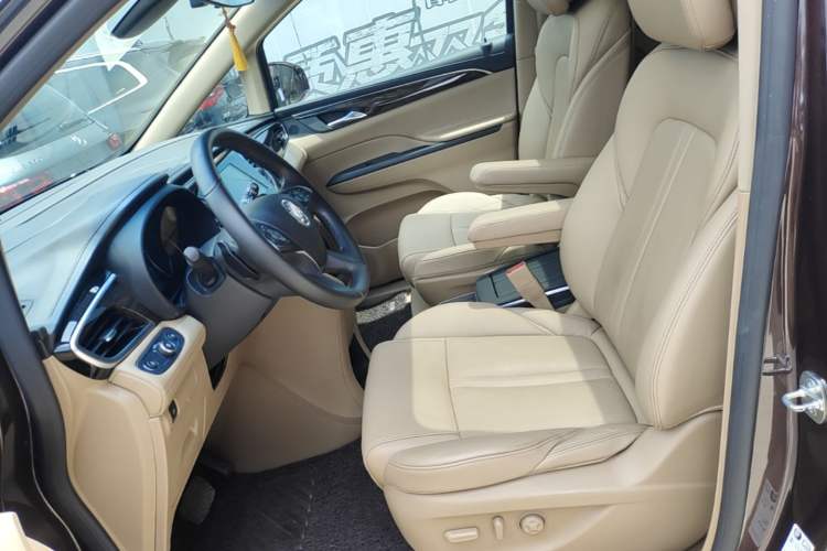 Used Buick GL8 2017 ES 28T Luxury Model China V Standard Left Front Seat