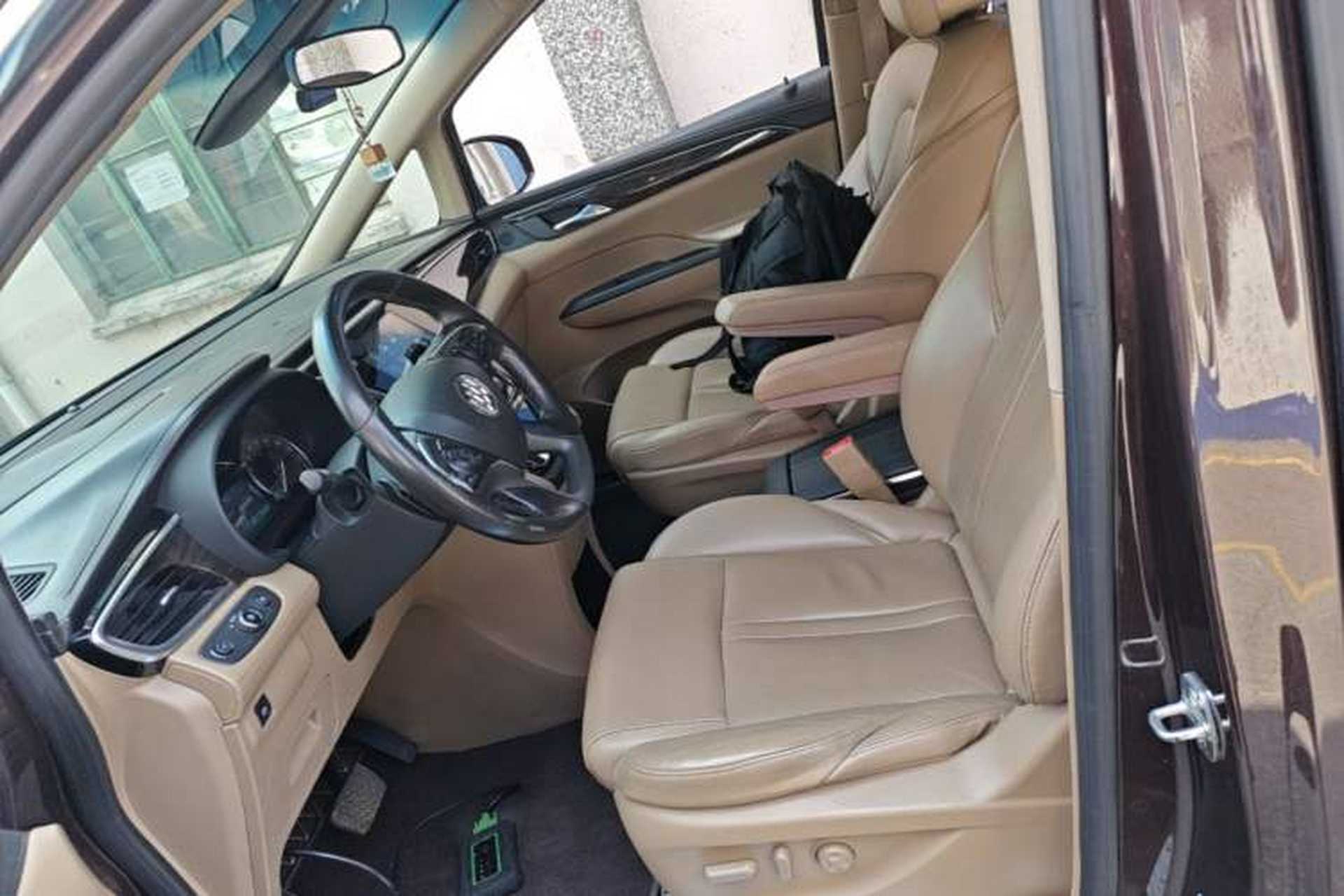 Used Buick GL8 2017 ES 28T Luxury Model China V Standard Left Front Seat