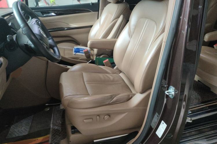 Used Buick GL8 2017 ES 28T Premium Version China V Standard Left Front Seat