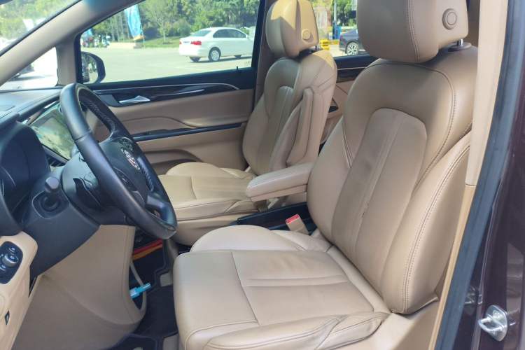 Used Buick GL8 2017 ES 28T Luxury Model China V Standard Left Front Seat