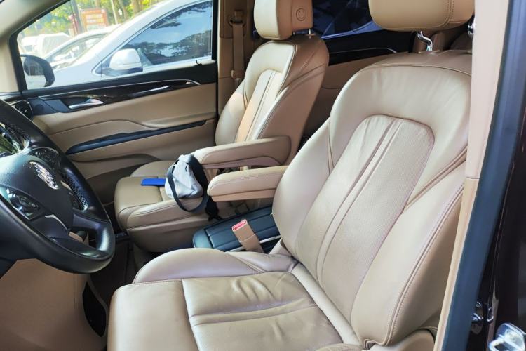 Used Buick GL8 2017 ES 28T Flagship Model China V Standard Left Front Seat